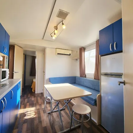 Nomad Infinity * L' Escala